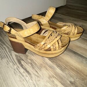 Pierre Dumas Beige Braided Platform Sandals